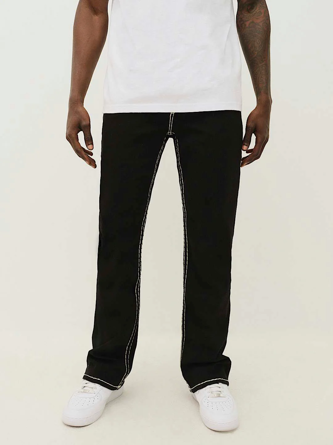 True Religion Men Super T Billy Bootcut Fit Mid Rise Jeans - Image 3