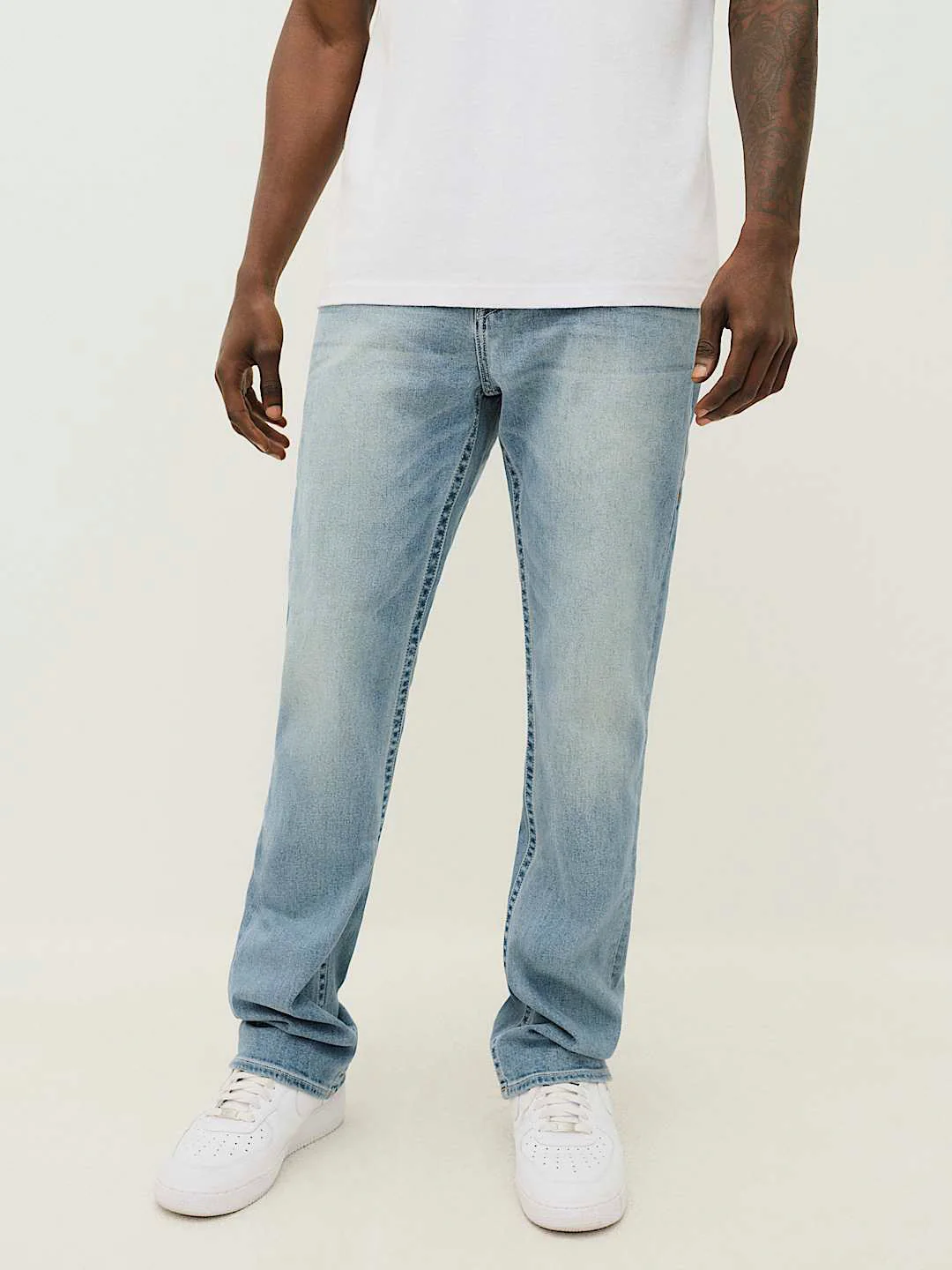 True Religion Men SN Ricky Straight Fit Medium Wash Jeans - Image 3
