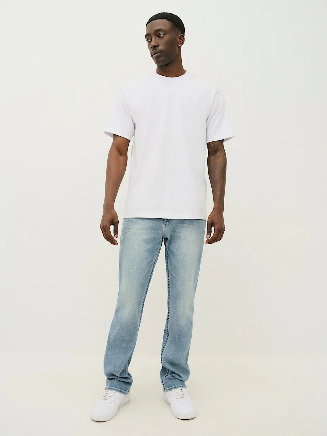 True Religion Men SN Ricky Straight Fit Medium Wash Jeans - Image 6