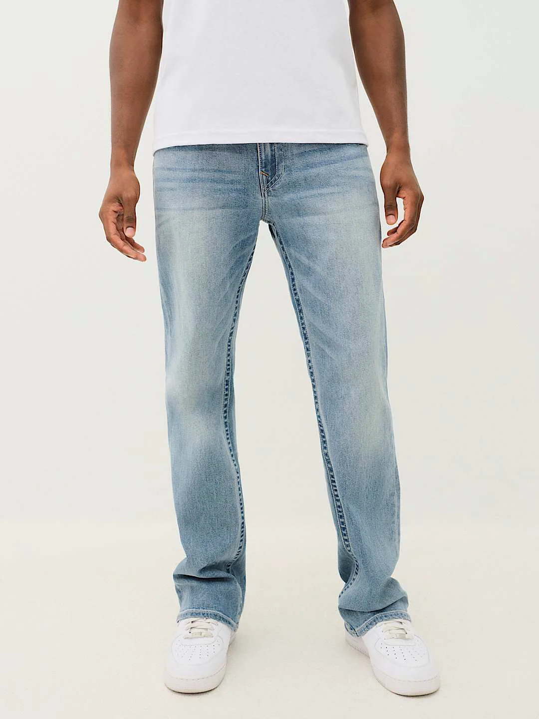 True Religion Men SN Billy Bootcut Fit Medium Wash Jeans - Image 3