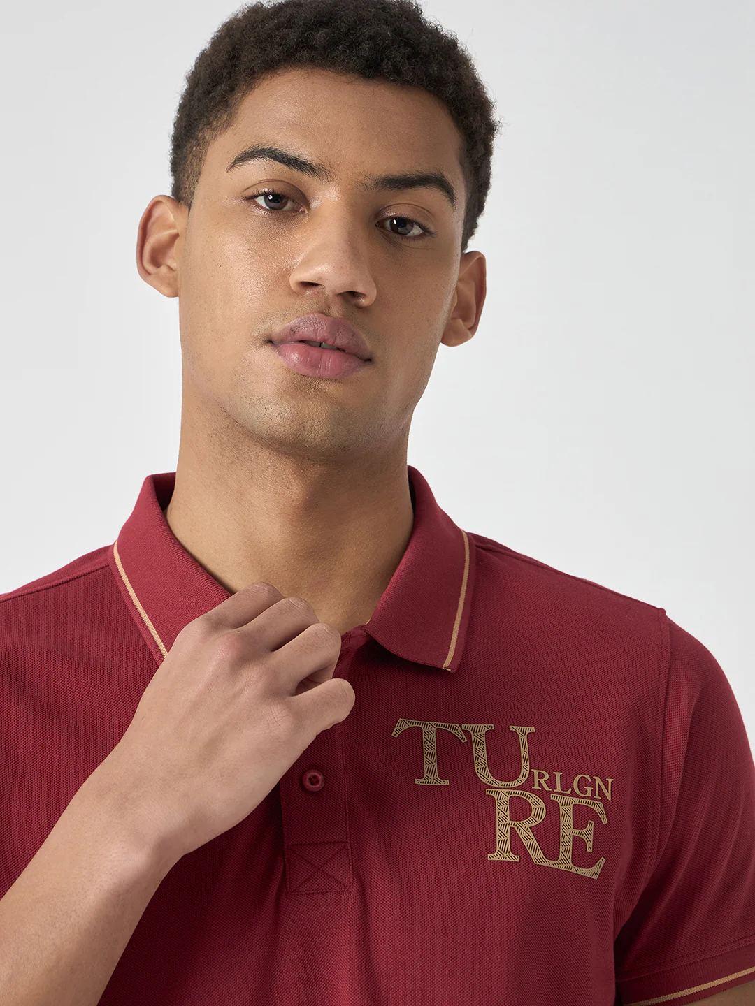 True Religion Men Red Solid Polo Collar Short Sleeves Polo T-Shirt - Image 4
