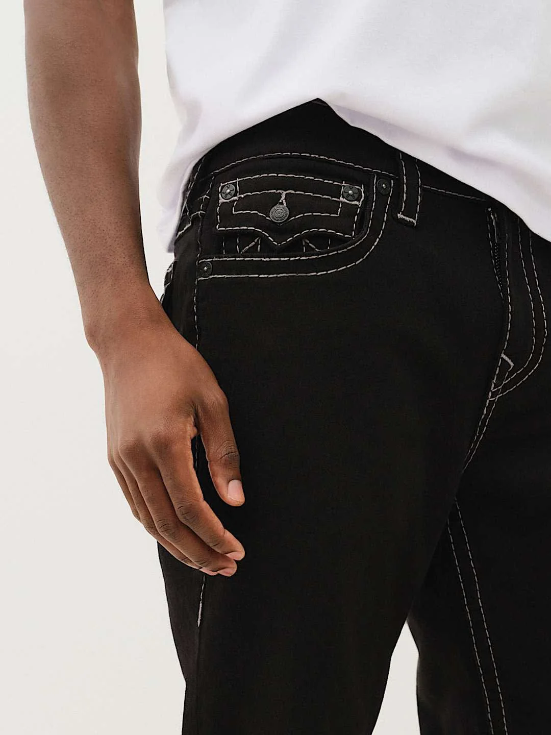 True Religion Men BIG T Ricky Straight Fit Mid Rise Jeans - Image 5