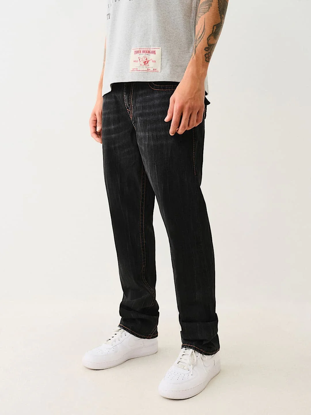 True Religion Men BIG T Ricky Straight Fit Mid Rise Jeans - Image 3
