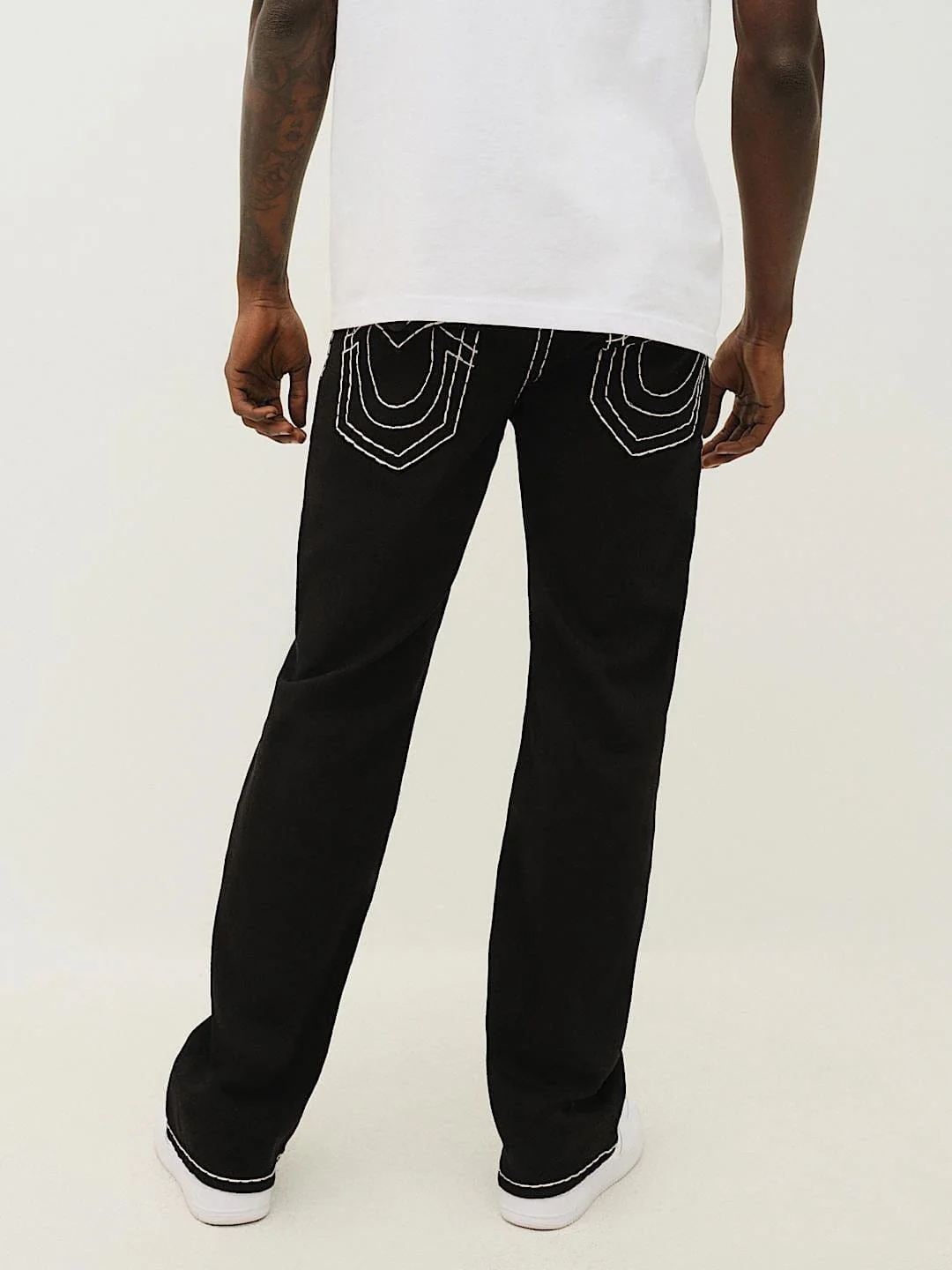 True Religion Men SUPER T Billy Bootcut Fit Mid Rise Jeans - Image 4