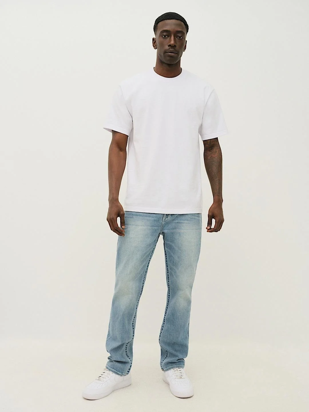 True Religion Men SN Geno Skinny Fit Medium Wash Jeans - Image 3