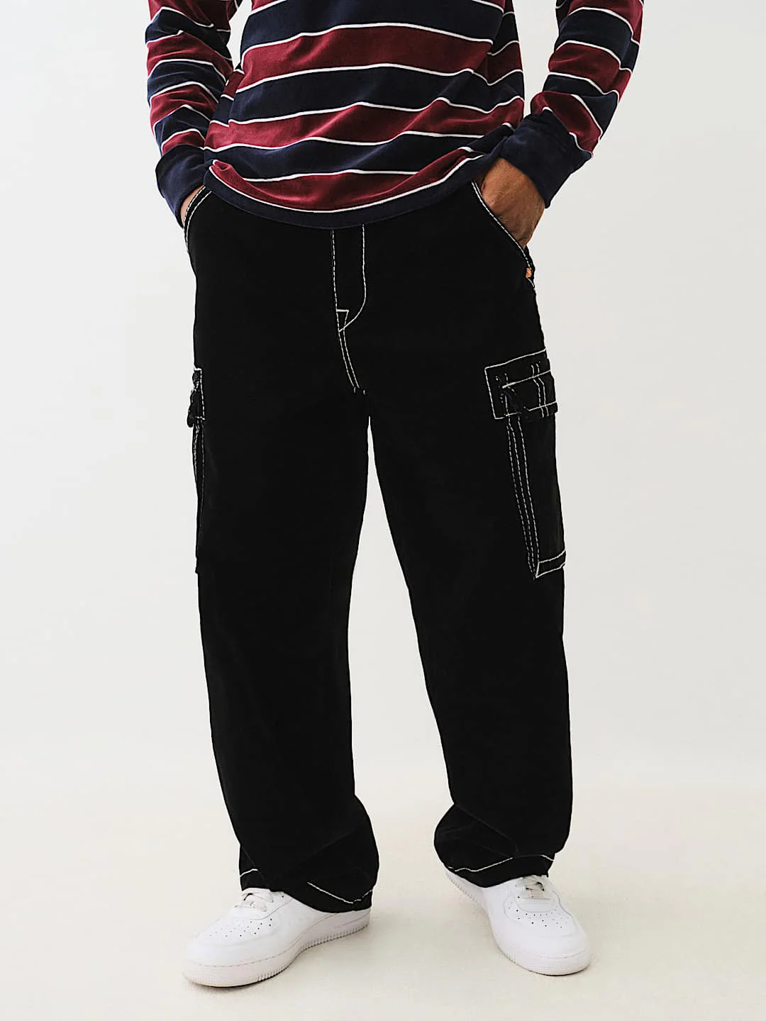True Religion Men Black Mid Rise Oversize Contrast Stitching Cargo Trouser - Image 2