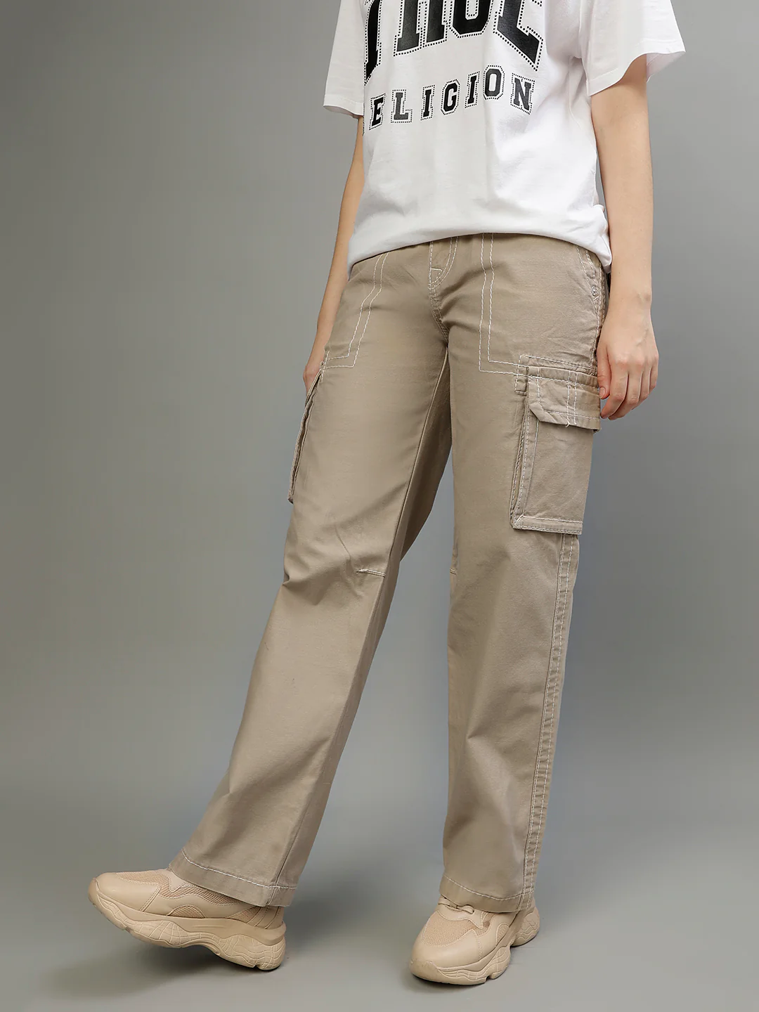 True Religion Womens Big T Cargo Pant Cargo Fit Green Low Rise Jeans - Image 4