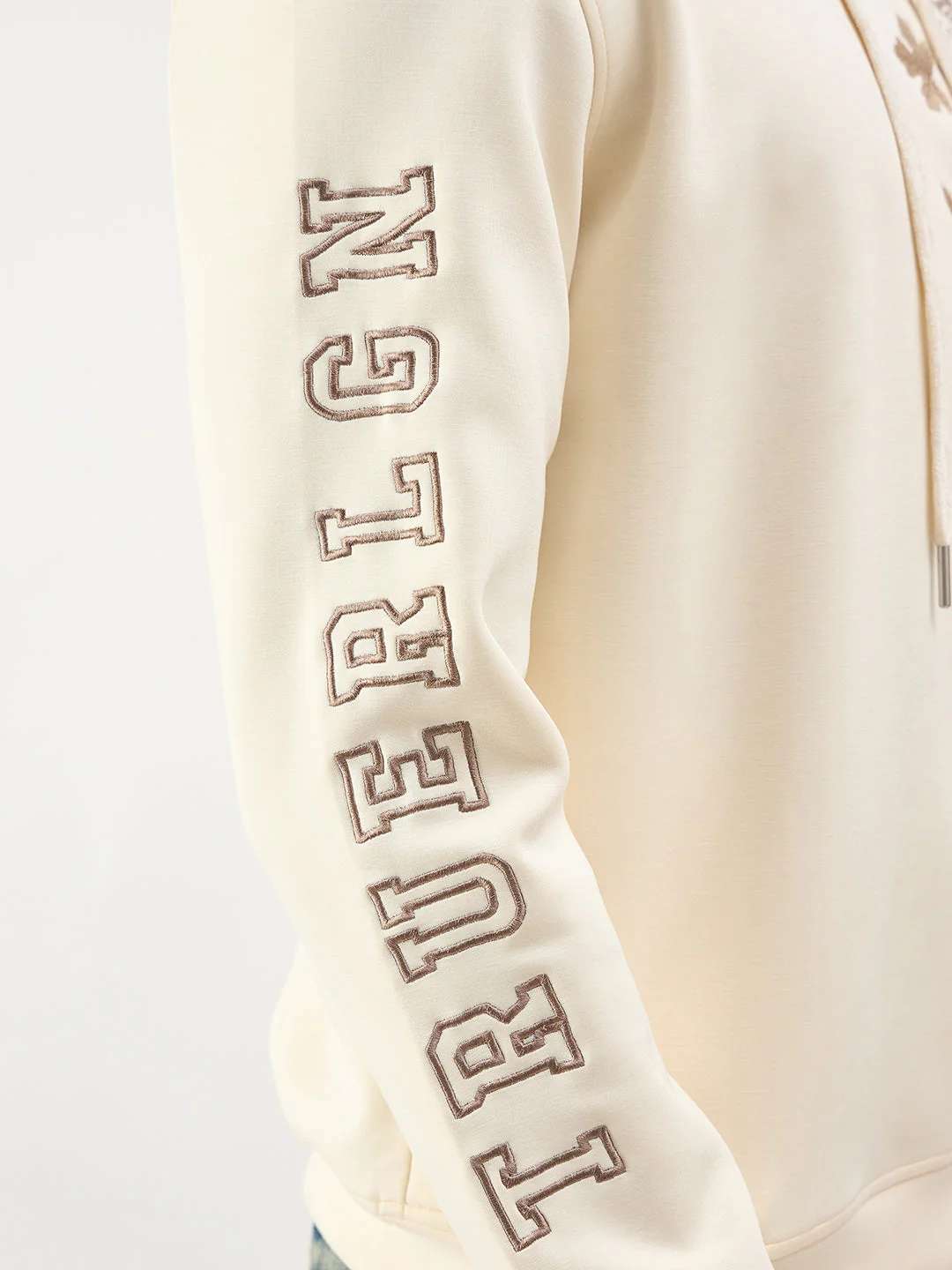 TRUE RELIGION Men Cream Embroidered Regular Fit Hooded Sweatshirt - Image 8